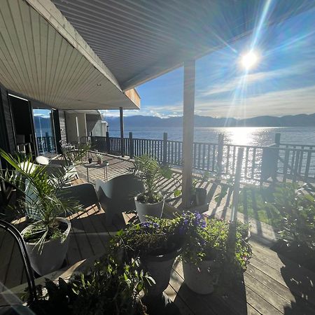 Panoramaresort In Hardangerfjorden Leilighet I Sjokanten Ved Hardangerfjorden For 7 Personer Boat , Sauna,Kajak, Sup For Rent Øystese Esterno foto