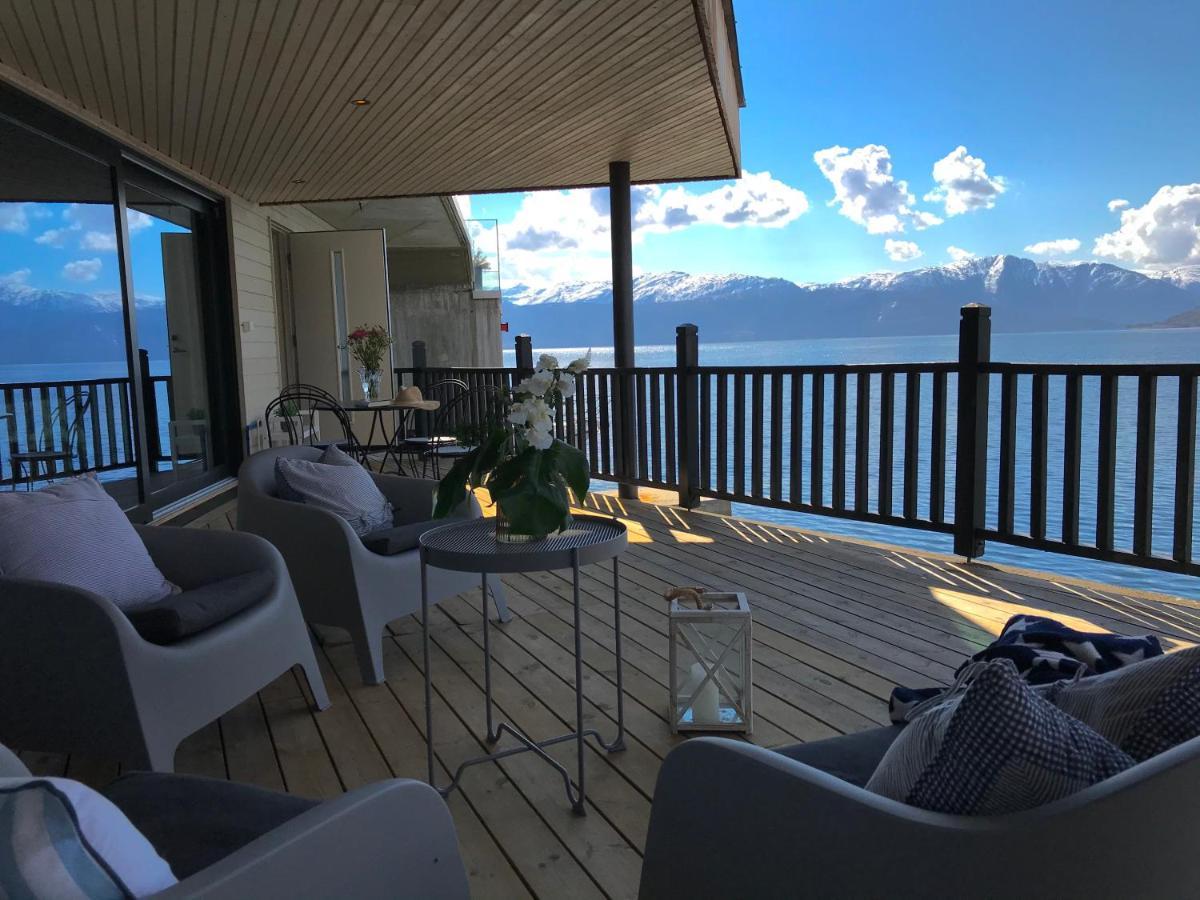 Panoramaresort In Hardangerfjorden Leilighet I Sjokanten Ved Hardangerfjorden For 7 Personer Boat , Sauna,Kajak, Sup For Rent Øystese Esterno foto