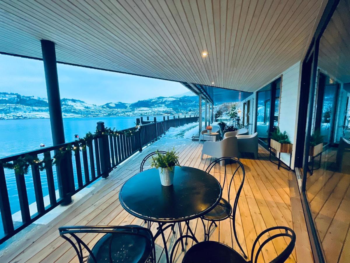Panoramaresort In Hardangerfjorden Leilighet I Sjokanten Ved Hardangerfjorden For 7 Personer Boat , Sauna,Kajak, Sup For Rent Øystese Esterno foto